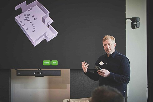 Speaker Alex Braumann