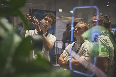 Demonstration der zintoo:App auf der Digital X